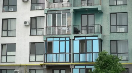 Мемлекеттен алған пәтерді заңсыз жалға беріп келген: Алматыда 114 пәтер босатылды