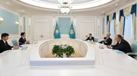   Қасым-Жомарт Тоқаев пен Ли Кай-Фу білім беру жүйесіне ЖИ енгізу мәселесін талқылады   