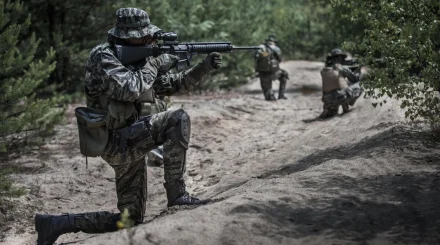 Казахстанцы оказались в зоне боевых действий: МИД РК вышел на связь с Россией