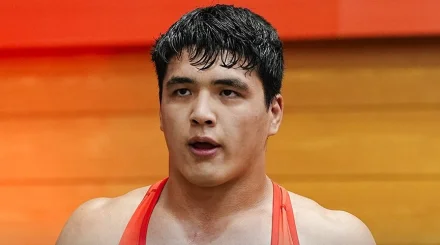 Чемпион мира U20 Едиге Касымбек взял бронзу на своих первых Азиатских играх