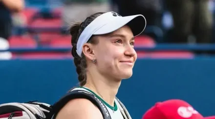 Елена Рыбакина вылетела с турнира в Пекине после первого же матча