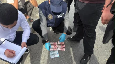 300 тысяч тенге за молчание: в Актау задержали подозреваемого в вымогательстве