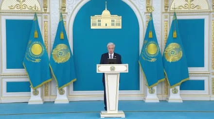 В День учителя Президент наградил педагогов за профессиональные достижения и вклад в воспитание подрастающего поколения