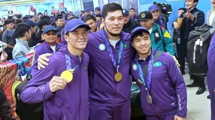 «Главная цель – Олимпиада»: чемпионы Азиады вернулись в Казахстан