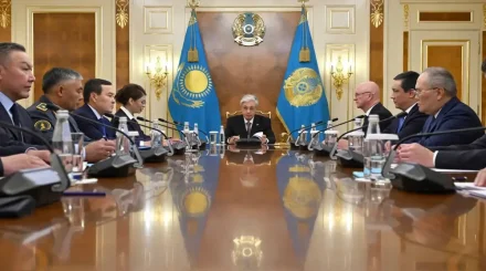 13 уголовных дел, пять арестов: Токаеву доложили о проверке Минобороны