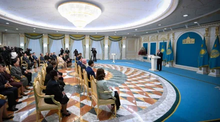  Ұстаздық еткен әр адамның ерен еңбегі зор құрметке лайық – Президент 