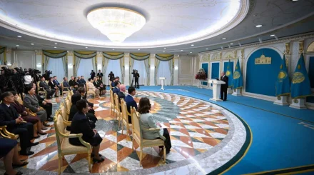Президент: В школы приходит новое поколение образованных, энергичных и прогрессивных учителей