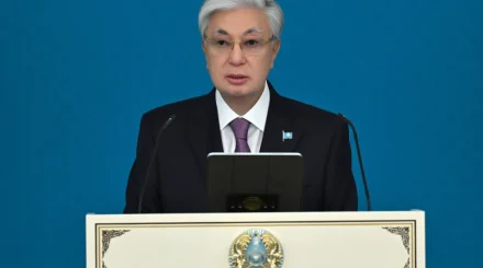  Мемлекет басшысы мұғалімдерді кәсіби мерекесімен құттықтады 