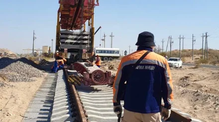 Казахстан увеличивает пропуск поездов из Китая через Алтынколь