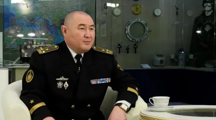 Бывшего главкома ВМС Казахстана арестовали по делу о гибели военных на Каспии