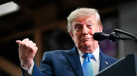 Трамп АҚШ-та жанармай бағасын арзандататынын мәлімдеді