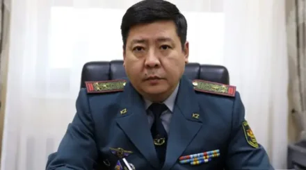 Еще одного заместителя министра обороны освободили от должности