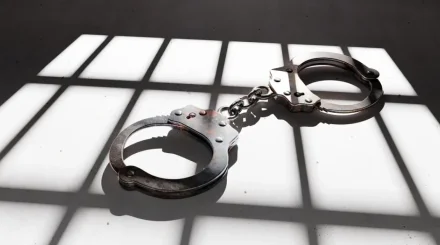 Алматыда автобусқа пышақ ұстап кірген ер адам жолаушылардың зәресін ұшырды (ВИДЕО)