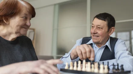В новых ЖК Казахстана предлагают предусмотреть отдельные пространства для пожилых