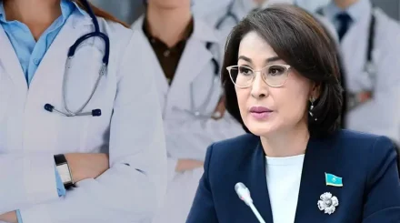 Қазақстандықтар дәрігер қабылдауын айлап күтеді: депутаттар министрлікке ұсыныс айтты