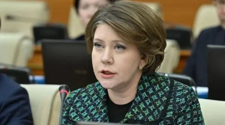 Утром сложила мандат, а затем получила новую должность: куда назначили Савельеву