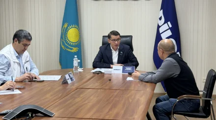  Құрылтай депутаты Қоғамдық қабылдауда азаматтардың тұрғын үй және еңбек мәселесін қарады 