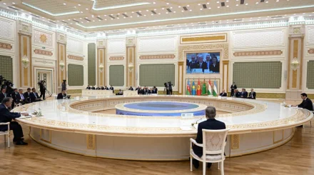   Тоқаев Қазақстандағы стратегиялық теміржол жобалары қашан аяқталатынын айтты   