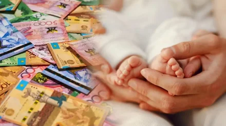 Орталық Азияда көшбасшы: Қазақстан бала туған үшін әйелдерге неше теңге төлейді