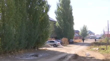 Асфальт закончился — грязь осталась: жители Саяжая ждут нормальную дорогу