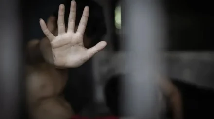 По факту убийства несовершеннолетнего полицией возбуждено уголовное дело.