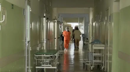 Трагический исход: в Павлодаре скончался пострадавший на железнодорожном вокзале