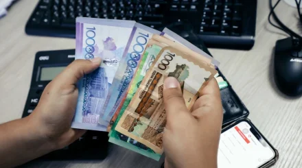 В Казахстане выросли зарплаты работников от 16 до 24 лет