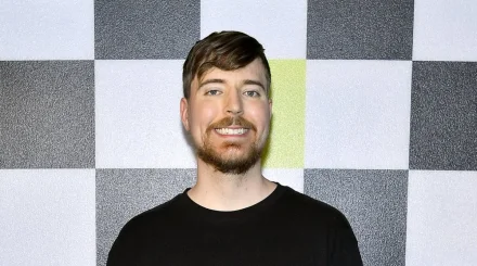 Звезда YouTube MrBeast прилетел в Ташкент (ВИДЕО)