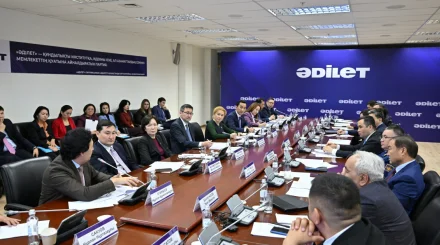  Медицина қызметкерлерінің кәсіби мәртебесі туралы заң жобасын әзірлеу жұмысы басталды 