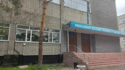 Павлодарда колледж студенті үшінші қабаттан секіріп кетті