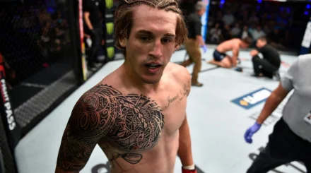 Друг Шавката Рахмонова финишировал соперника в пятом раунде турнира UFC