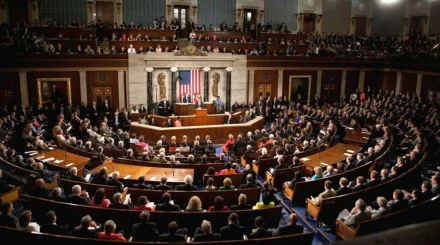В Конгрессе США готовят законопроект о полном запрете закупок российской нефти