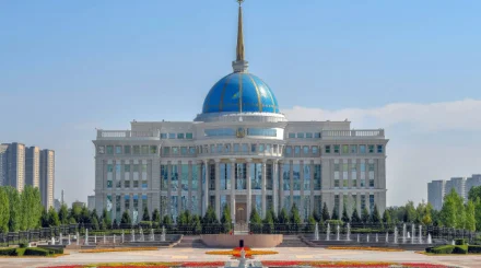 Тоқаев барлық деңгейдегі мәслихаттардың өкілеттігін мерзімінен бұрын тоқтатты