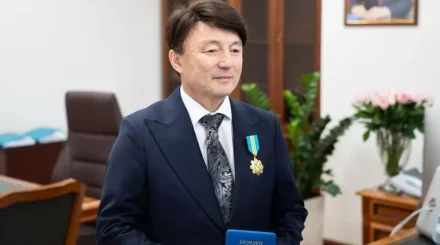 Отец Димаша Кудайбергена предложил переименовать уроки казахского языка