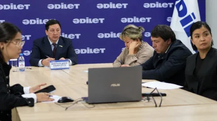 Ауыз су, фельдшерлік-акушерлік пункт, спорт кешені: тұрғындар «Әділет» партиясының қабылдауында бірқатар мәселе көтерді
