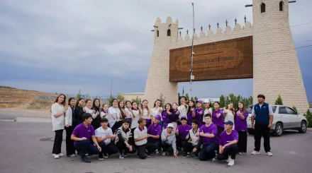 «Таза Қазақстан»: «Жастар Рухы» төрт өңірдің тас жолын қоқыстан тазарта бастады