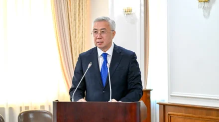 Жумангарин назвал сроки следующего повышения зарплат госслужащим