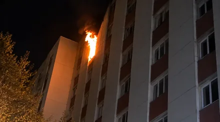 Студентов эвакуировали после пожара в общежитии Усть-Каменогорска
