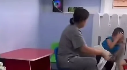 Детей привязывали к стульям и били