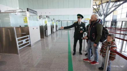Қазақстан шекарасынан жалған құжатпен өтпек болған 19 шетелдік ұсталды