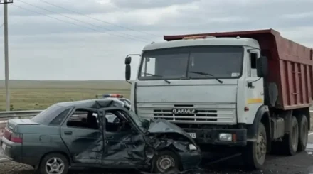 После смертельного ДТП в СКО врачи борются за жизнь пострадавшей