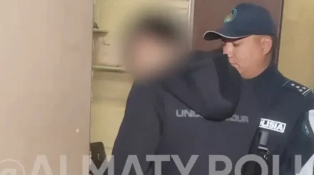 Алматыда интимдік қызмет ұсынған қыз клиентін соққыға жыққан