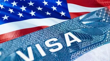 Иностранцы в США массово лишаются виз
