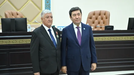 Кошанов вручил государственные награды от имени Токаева