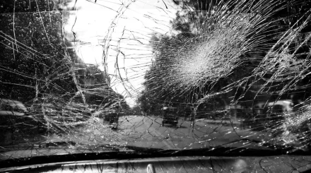 Ақмола облысында жол жұмысшыларын көлік қақты: бір адам тіл тартпай кетті