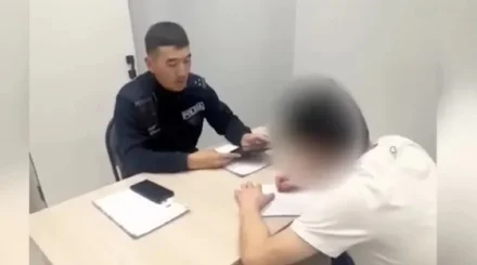 "Үйді босатқысы келмеген": Астанада жалға алушы пәтер иесін соққыға жыққан (ВИДЕО)