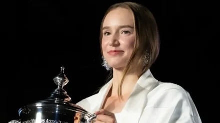 Елена Рыбакина 2026 жылды әлемнің бірінші ракеткасы ретінде аяқтайды