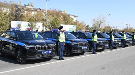 Полицейские Алматинской области получили новые служебные автомобили