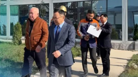 Арман Қырықбаев Мұхтар Әуезов атындағы Қазақ ұлттық драма театрын қайта жаңғырту жұмыстарының барысымен танысты
