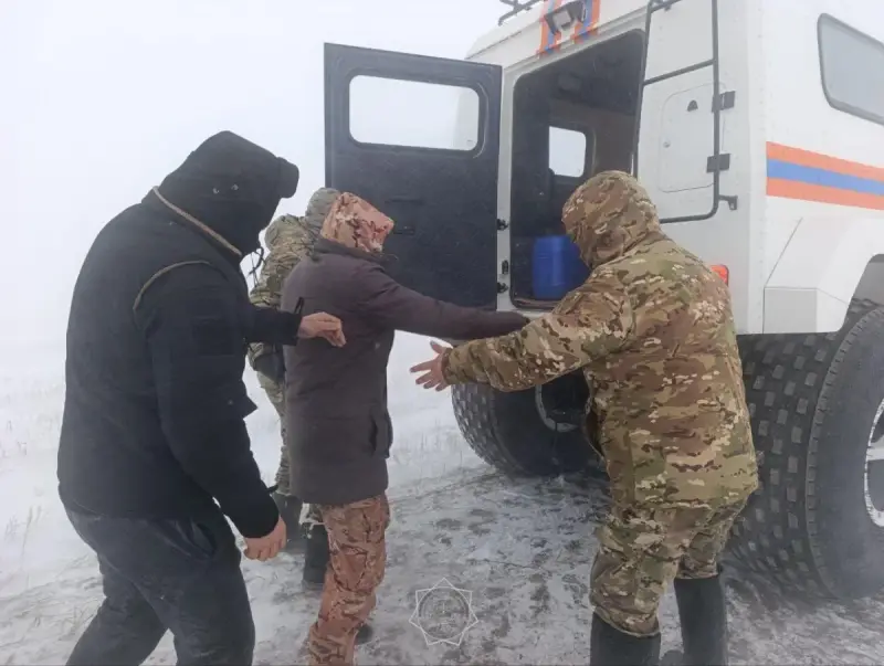 Қостанай облысында қар құрсауынан үш адам құтқарылды